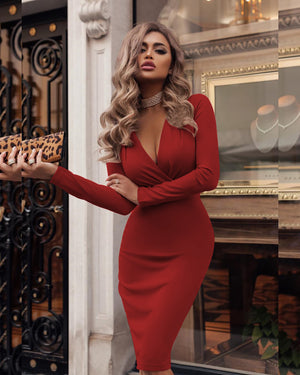 Pure color of the dress
