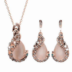 Necklace & Hook Earrings Set
