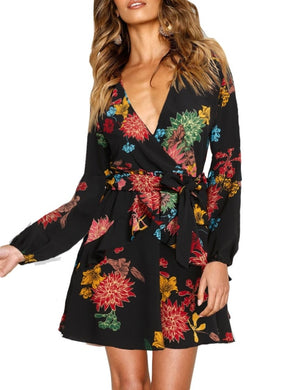 sexy V-neck lace-up dress